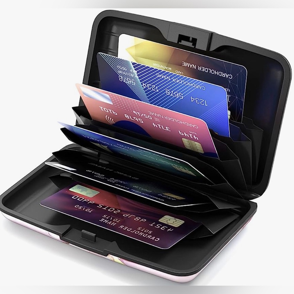 Credit Card Holder/Case - Picture 2 of 2